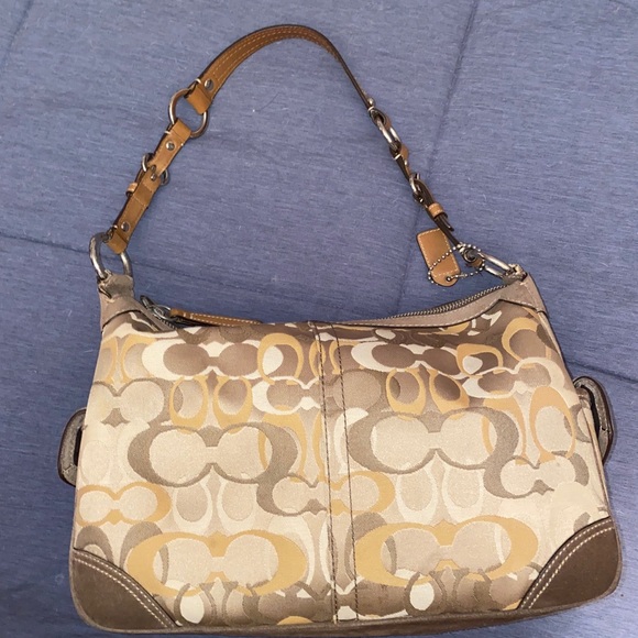 Coach Bag - Picture 2 of 2